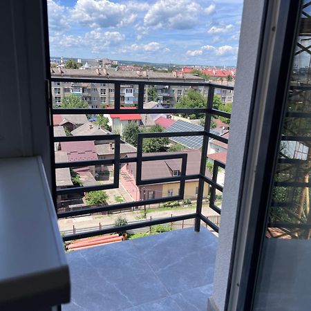 VIP Квартира в центрі м. Івано-Франківськ Экстерьер фото